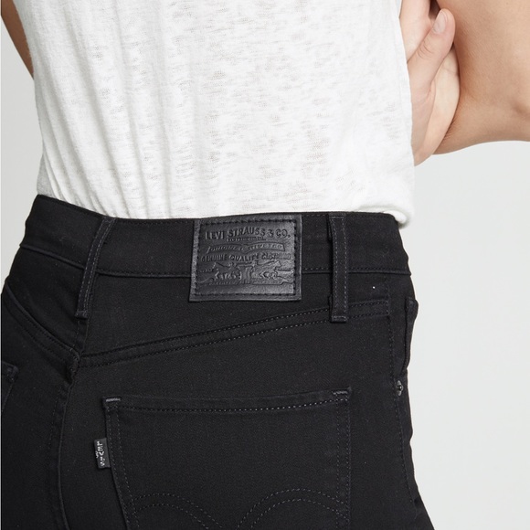 Levi’s Mile High Crop Flare Jeans - Picture 3 of 5